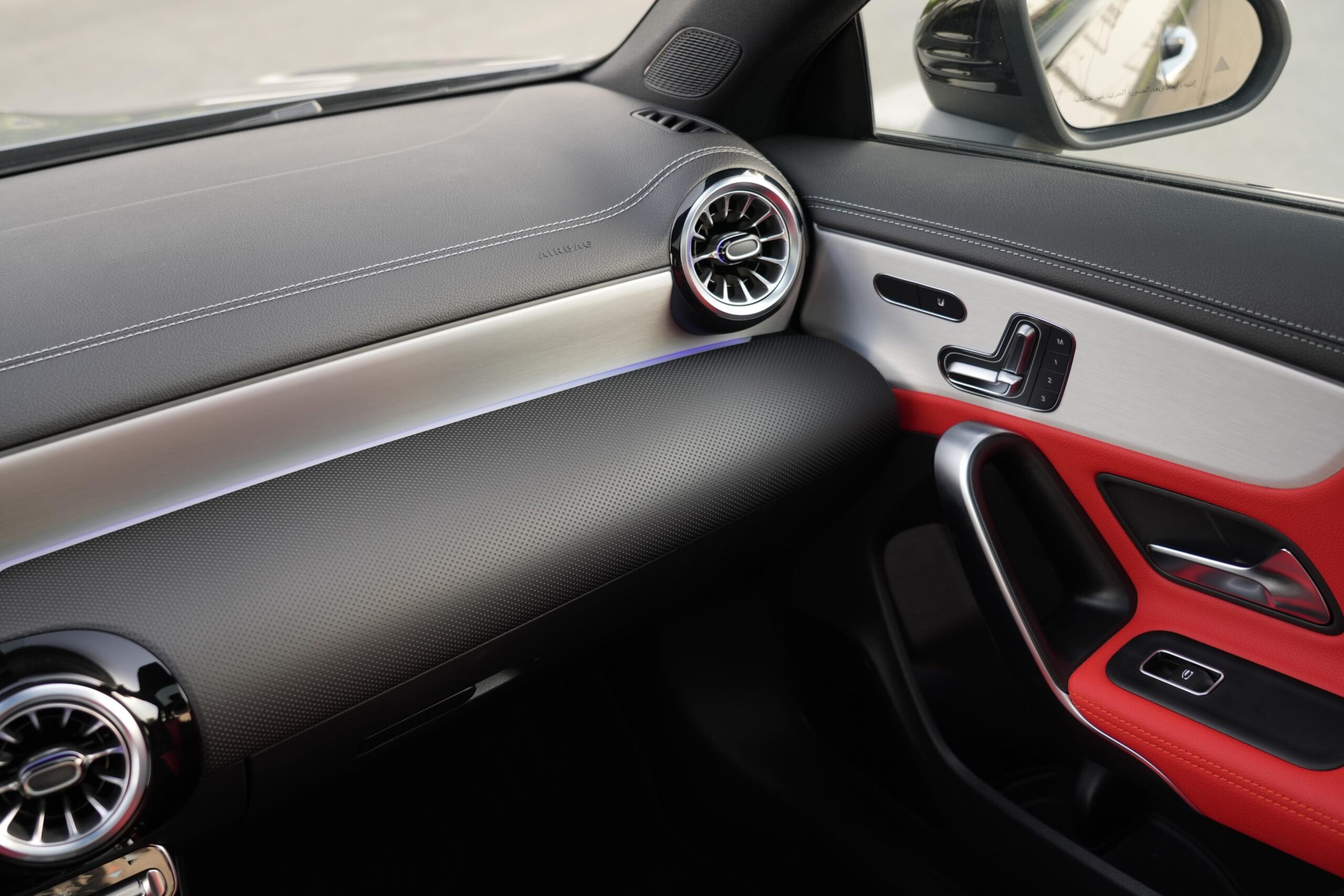 MERCEDES-BENZ CLA250 | GCC | 2025