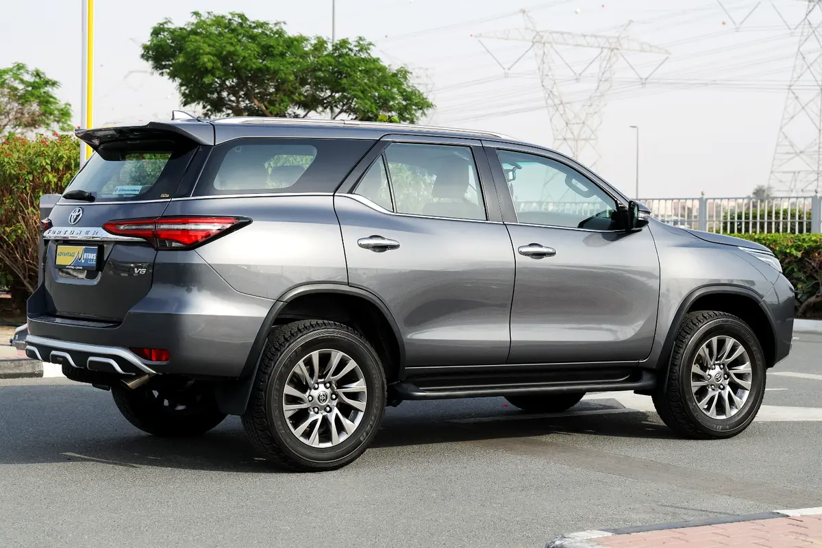 Toyota Fortuner VXR