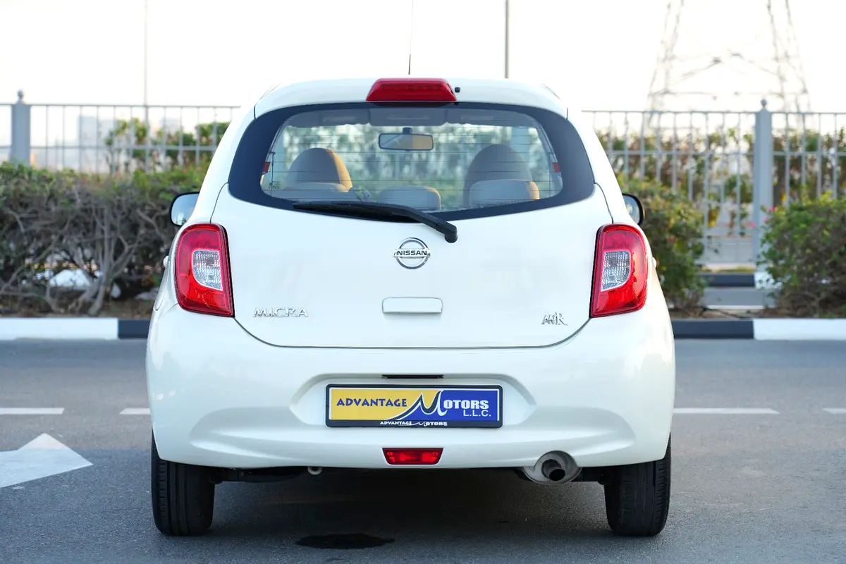 Nissan Micra S