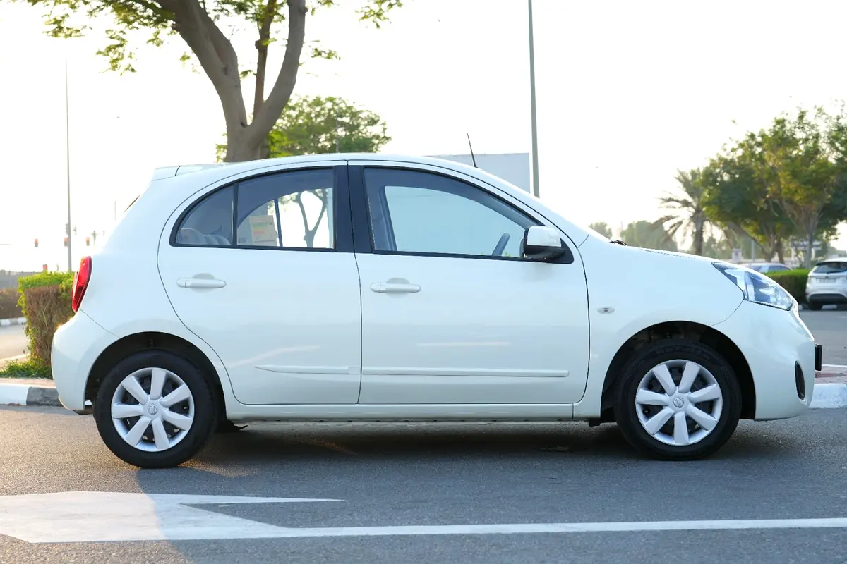 Nissan Micra S